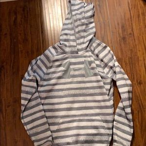 Under Armour YXL hoodie